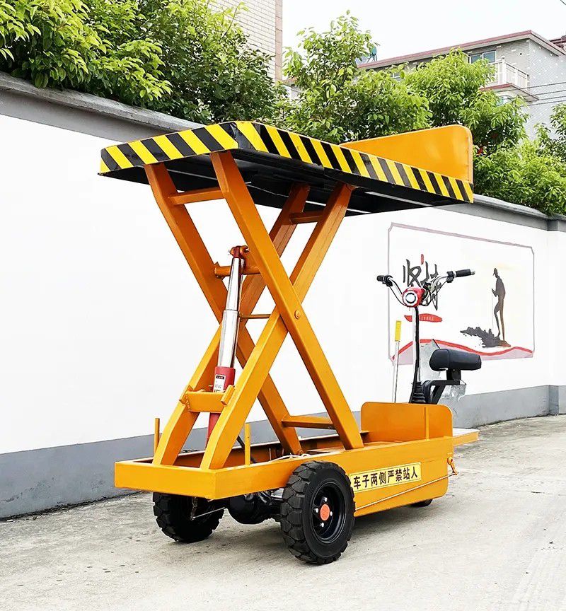 XinjiangMining lifting platform truckHow to install it correctly
